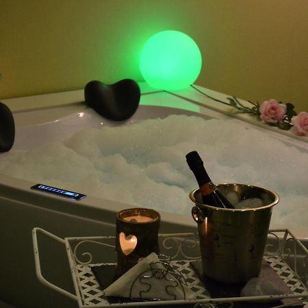 B&B Ravenna In Love Relax Conventello エクステリア 写真