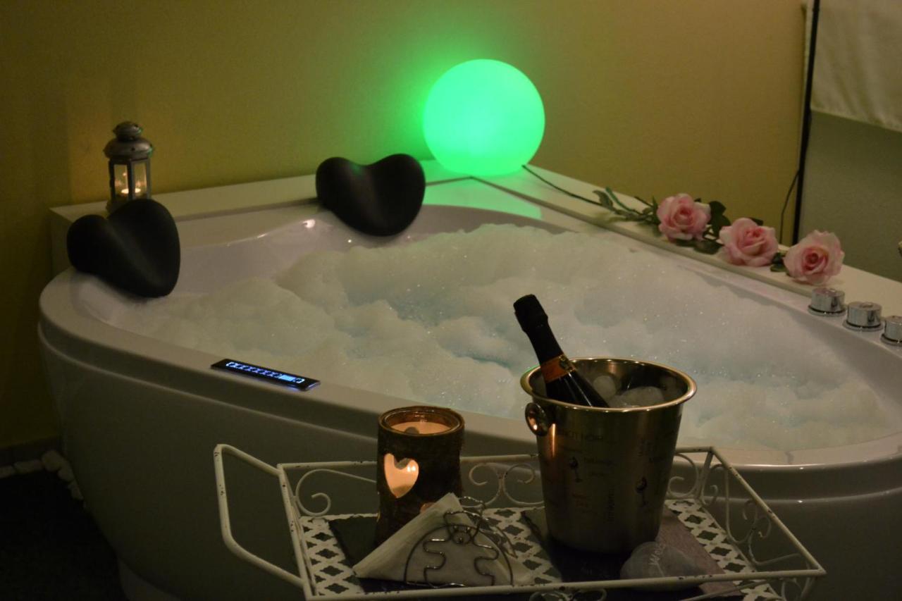 B&B Ravenna In Love Relax Conventello エクステリア 写真
